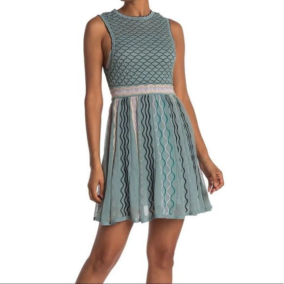 Missoni TEXTURE FIT & FLARE DRESS IN ARTIC - Picture 3 of 8